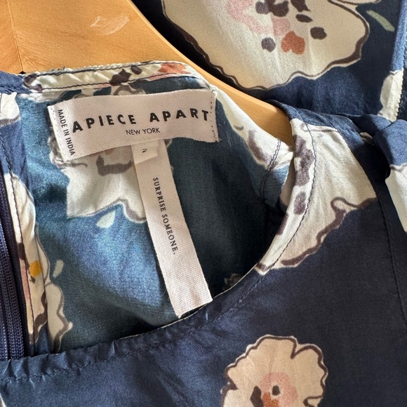 Silk Floral Katia Dress - Picture 4 of 5